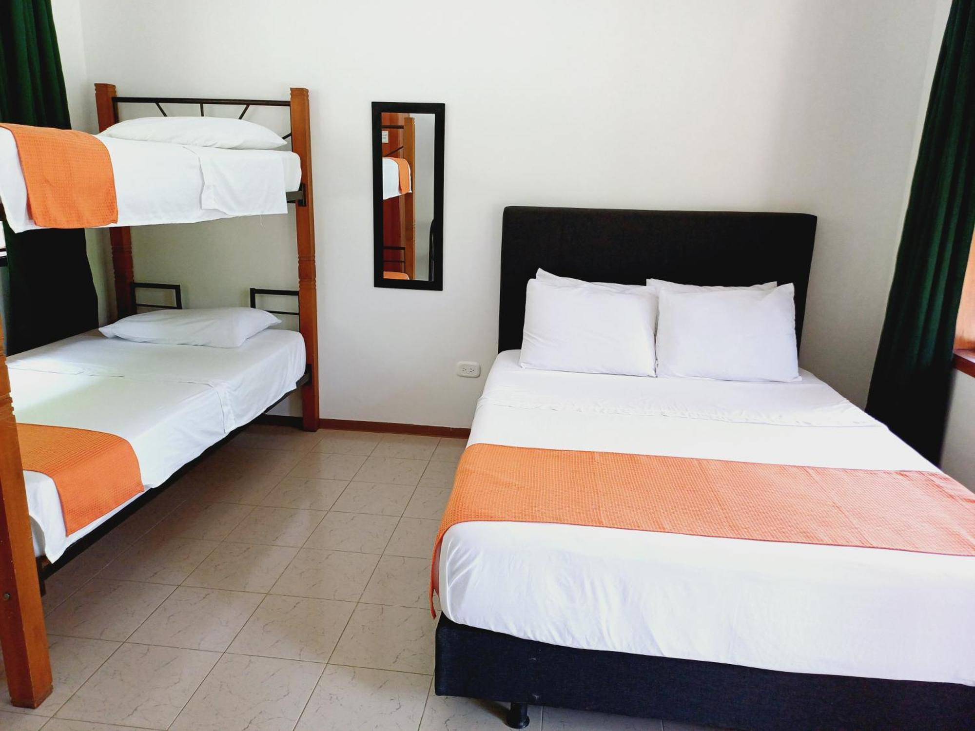 Hotel Campestre La Gaitana Tobia Buitenkant foto