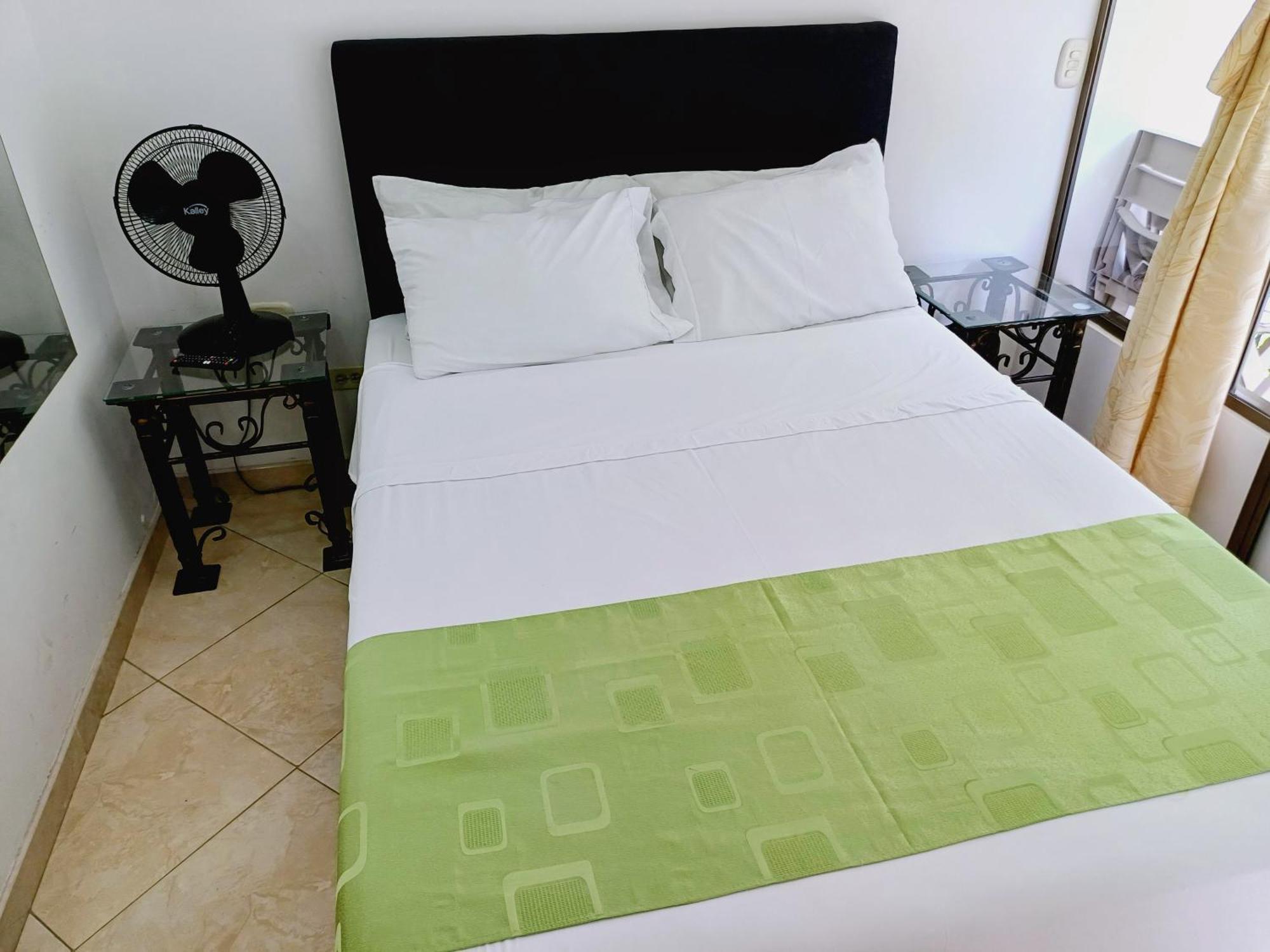 Hotel Campestre La Gaitana Tobia Buitenkant foto